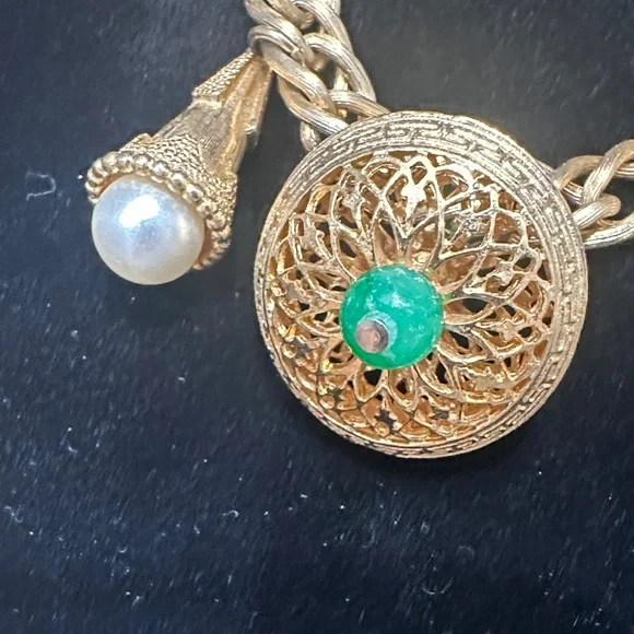 Gold and Green Charm Bracelet - Picture 3 of 4